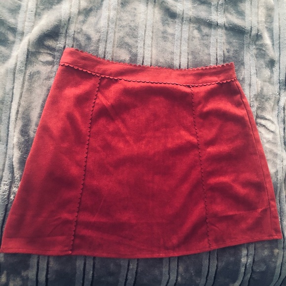Francesca’s suede mini skirt - Picture 7 of 9